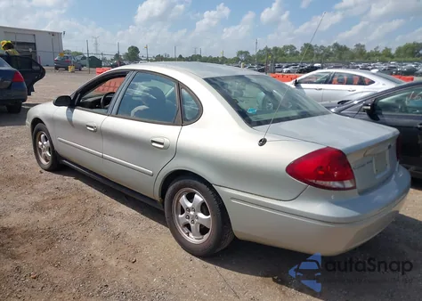 2004 Ford Taurus Ses z USA, uszkodzony, nr VIN 1FAFP55244G196010